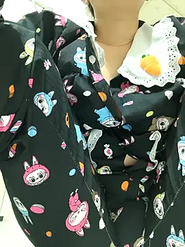 Love forever 69 online show from 04-21-26, 10:27