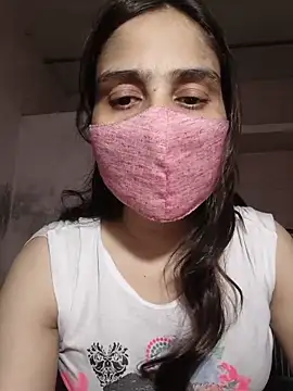 Snapshot of Your_Izlaa chatting on 06-14-26, 01:23 Your Izlaa online show from 06-14-26, 01:23