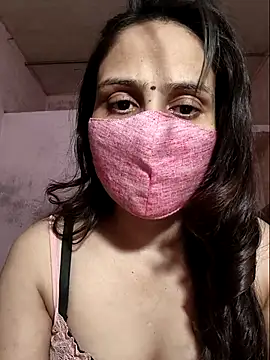 Snapshot of Your_Izlaa chatting on 03-24-26, 06:41 Your Izlaa online show from 03-24-26, 06:41