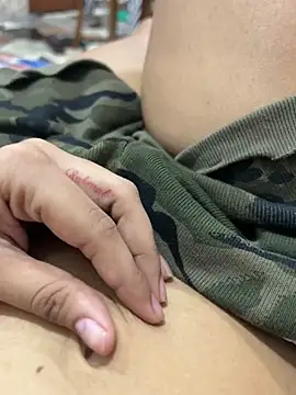 Snapshot of Snowygirl11 chatting on 03-22-26, 06:48 Snowygirl11 online show from 03-22-26, 06:48