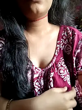 Snapshot of tina2005 chatting on 03-16-26, 03:25 tina2005 online show from 03-16-26, 03:25