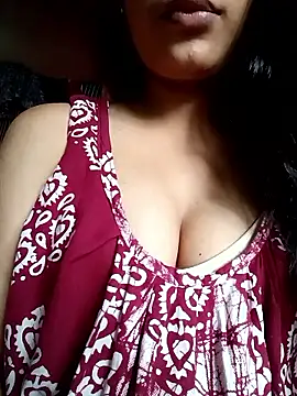 Snapshot of tina2005 chatting on 03-25-26, 02:23 tina2005 online show from 03-25-26, 02:23