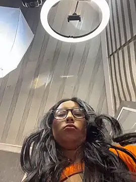 Gretel Streit online show from 04-11-26, 03:14