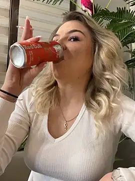 KimmBliss online show from 04-15-26, 06:12