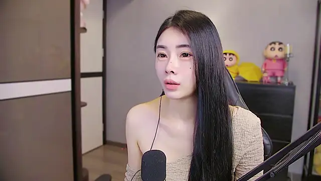 XiaoYuBao- online show from 04-12-26, 02:09