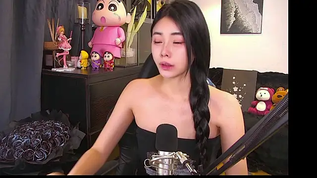 XiaoYuBao- online show from 03-25-26, 02:38