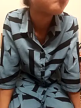 ritika gupta02 online show from 04-18-26, 05:32