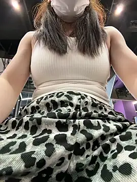 zhizhibaobei online show from 06-02-26, 11:49
