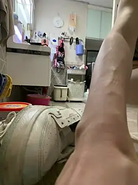 zhizhibaobei online show from 06-18-26, 02:00