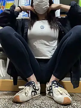zhizhibaobei online show from 05-16-26, 01:26