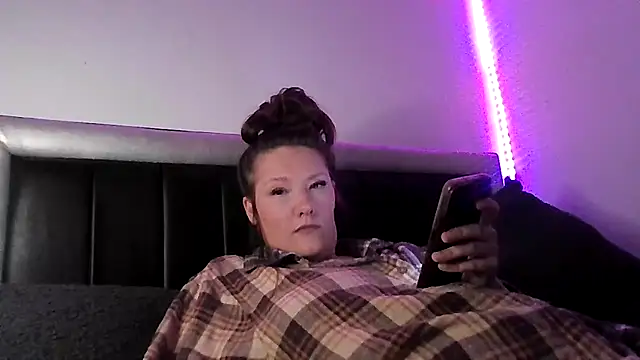 Snapshot of NofaceNocase34xx chatting on 04-10-26, 05:53 NofaceNocase34xx online show from 04-10-26, 05:53