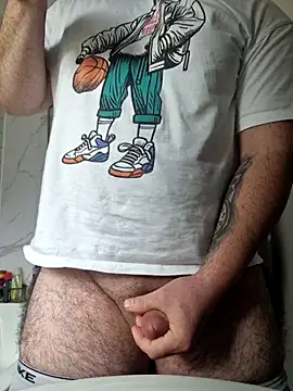 bigmillz32 online show from 04-04-26, 03:29