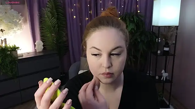 VanesaClark online show from 04-13-26, 11:03