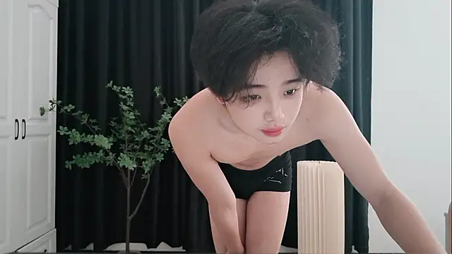 ZH-HUAHUA online show from 03-15-26, 06:31