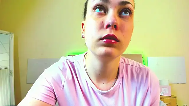 MelanieCuty online show from 05-30-26, 05:36