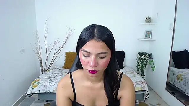 Emma Faith online show from 05-26-26, 02:04
