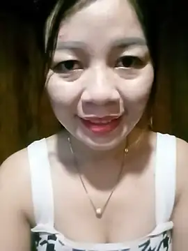Yiyi102300 online show from 06-14-26, 12:18