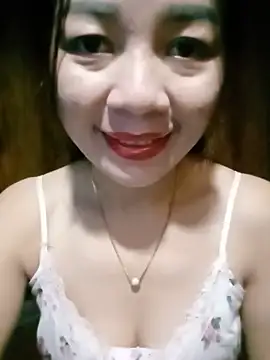 Yiyi102300 online show from 06-12-26, 11:30