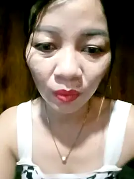 Yiyi102300 online show from 06-14-26, 02:24