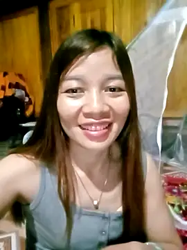 Yiyi102300 online show from 04-14-26, 02:00