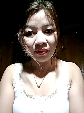 Yiyi102300 online show from 03-17-26, 01:25