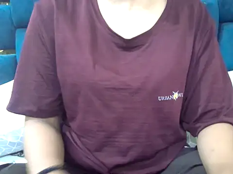 Aradya  online show from 04-15-26, 07:58