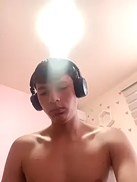 Snapshot of fercho_steel_twink chatting on 03-31-26, 05:26 fercho steel twink online show from 03-31-26, 05:26