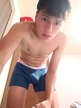 Snapshot of fercho_steel_twink chatting on 04-07-26, 10:11 fercho steel twink online show from 04-07-26, 10:11