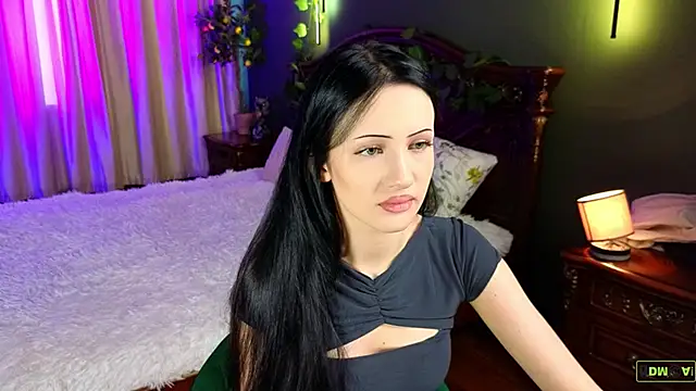 Tori Blaze online show from 04-20-26, 12:30
