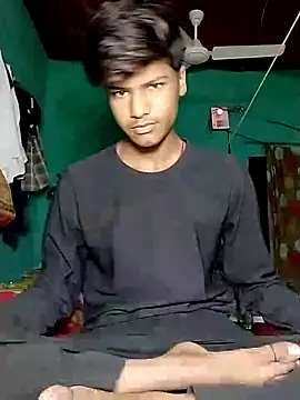 Snapshot of pandey_ji_ka_beta_hu chatting on 04-04-26, 04:35 pandey ji ka beta hu online show from 04-04-26, 04:35