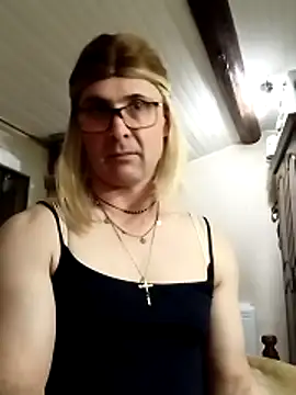 stephie83 online show from 03-22-26, 08:21