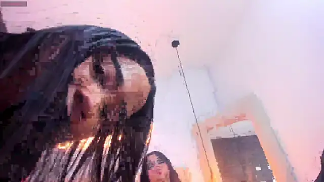 Doble fantasia online show from 03-18-26, 06:16