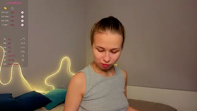 Emma dream  online show from 07-29-26, 04:22