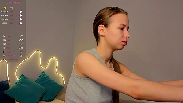 Emma dream  online show from 07-26-26, 04:30