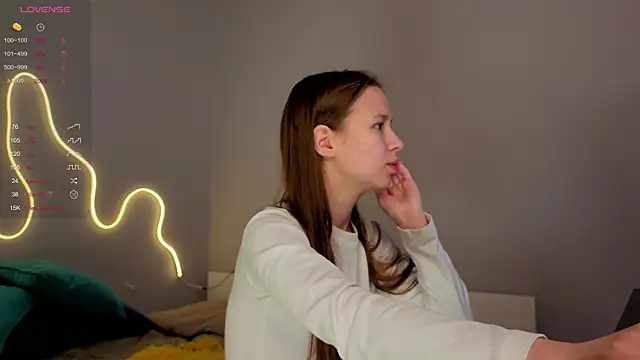 Emma dream  online show from 05-25-26, 02:00