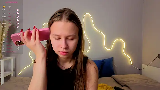 Emma dream  online show from 06-06-26, 01:11