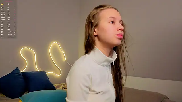 Emma dream  online show from 05-08-26, 01:42
