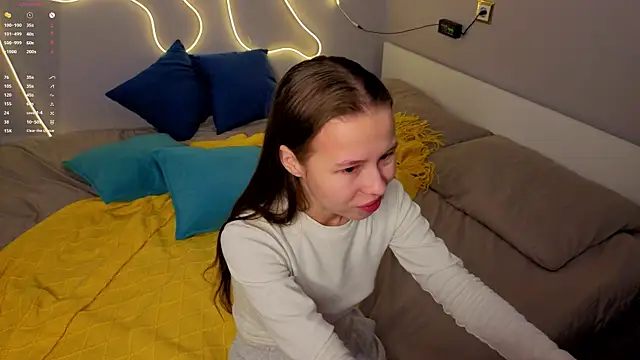 Emma dream  online show from 05-05-26, 01:19