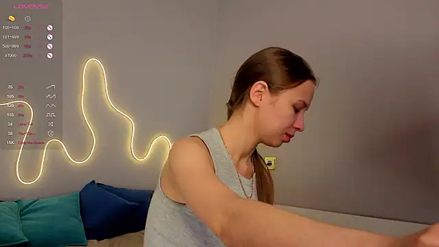 Emma dream  online show from 07-10-26, 01:16