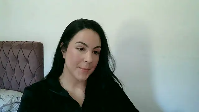 AnabeleNogueira online show from 06-18-26, 03:28
