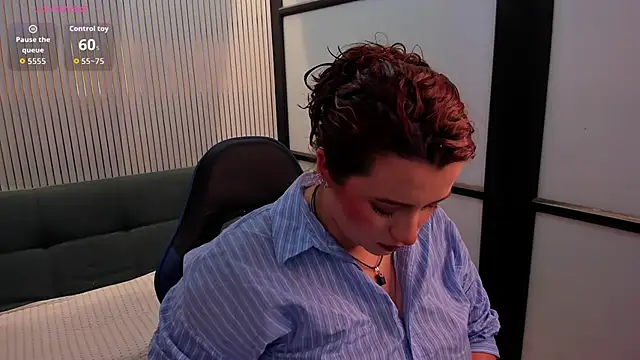 Snapshot of JeanneWilliams chatting on 06-14-26, 11:33 JeanneWilliams online show from 06-14-26, 11:33
