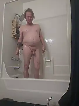 Snapshot of yourMasterisBored chatting on 07-20-26, 01:02 yourMasterisBored online show from 07-20-26, 01:02
