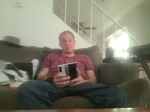 Snapshot of yourMasterisBored chatting on 07-06-26, 01:40 yourMasterisBored online show from 07-06-26, 01:40