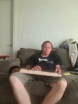 yourMasterisBored online show from 05-18-26, 02:11
