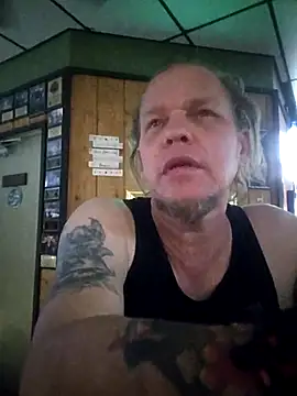 Snapshot of yourMasterisBored chatting on 07-08-26, 12:46 yourMasterisBored online show from 07-08-26, 12:46