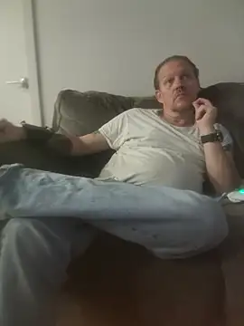 yourMasterisBored online show from 03-26-26, 01:20