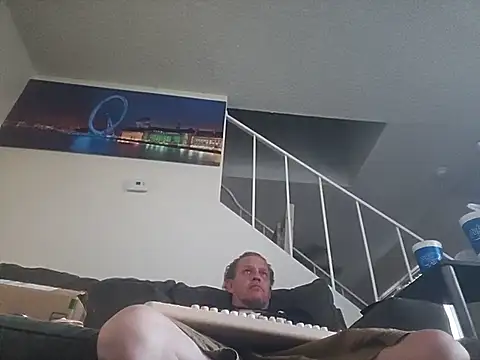 Snapshot of yourMasterisBored chatting on 07-25-26, 02:08 yourMasterisBored online show from 07-25-26, 02:08