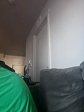 yourMasterisBored online show from 04-11-26, 12:18