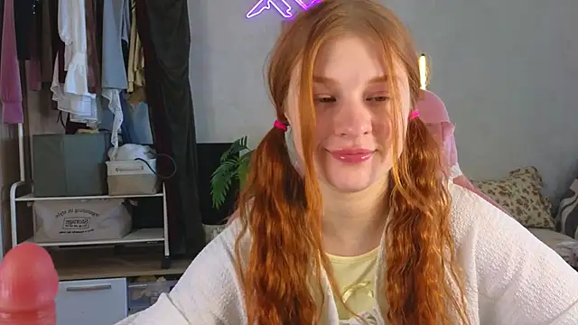 GoldenSunBunny online show from 05-08-26, 11:14