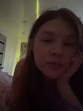 GoldenSunBunny online show from 06-18-26, 02:32
